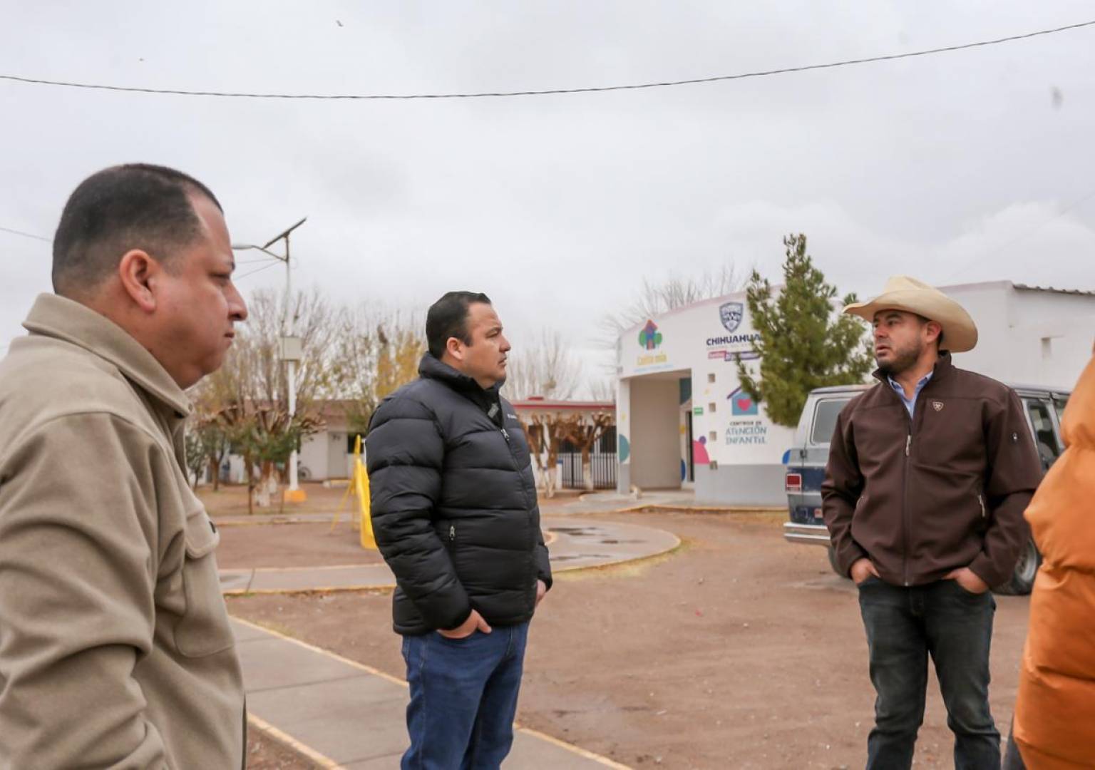 Supervisa Valenciano albergue municipal para atender a personas y familias vulnerables