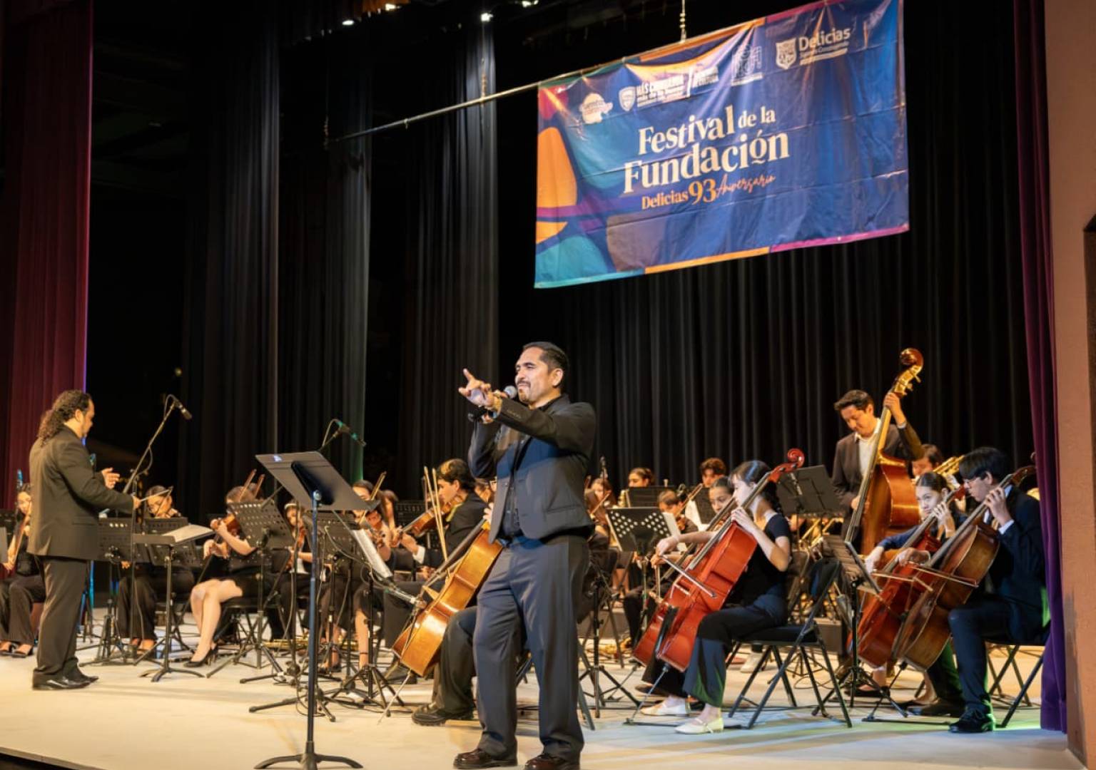 Noche de grandes musicales emociona a Delicias en el Festival de la Fundación