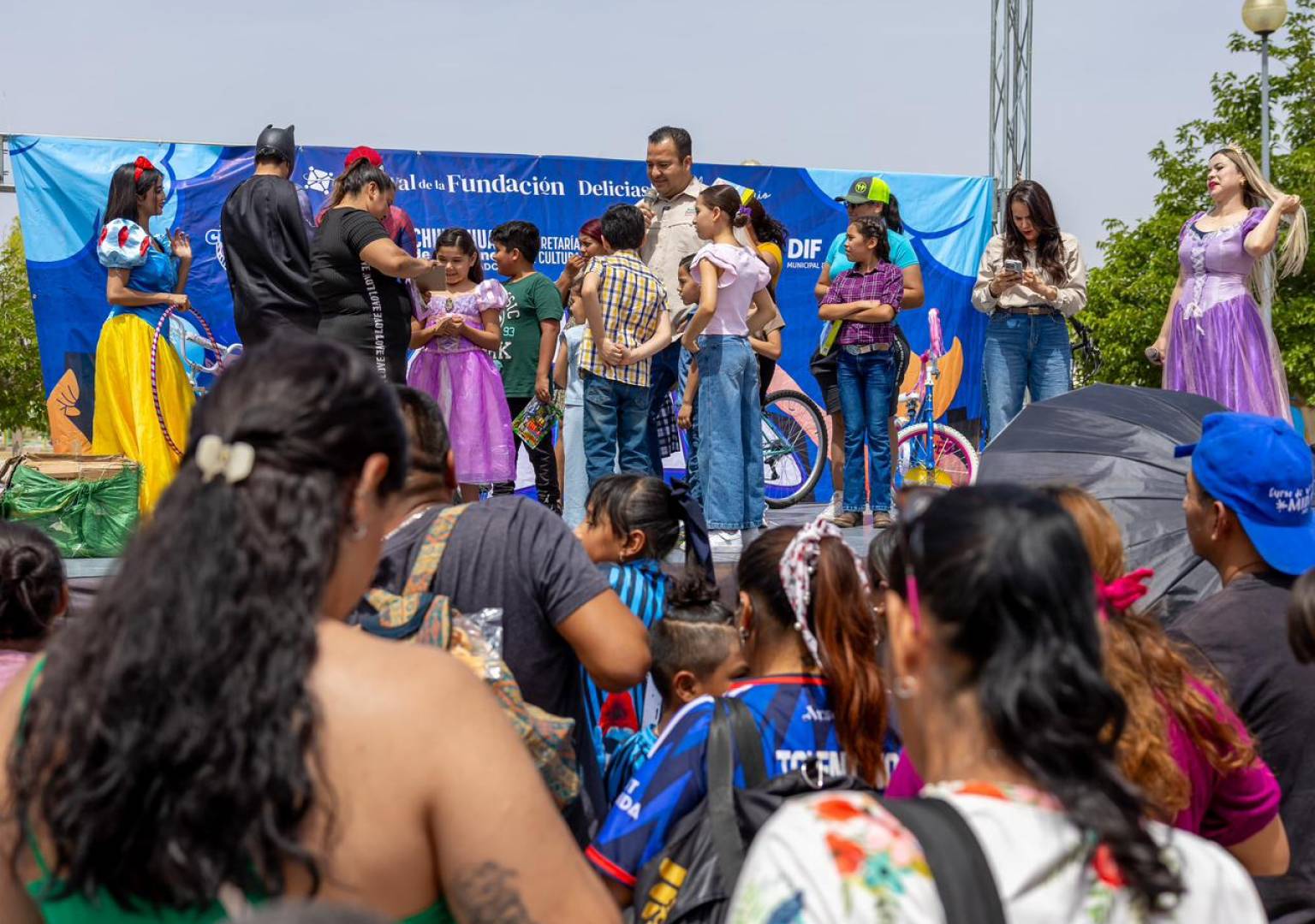 Encabezan Jesús Valenciano y Alma Limas festejo del Día del Niño en Ciudad Infantil