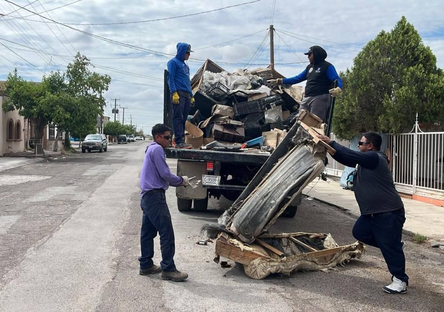 Retiran más de 13 toneladas de desechos con Destilichadero en el sector Poniente de Delicias