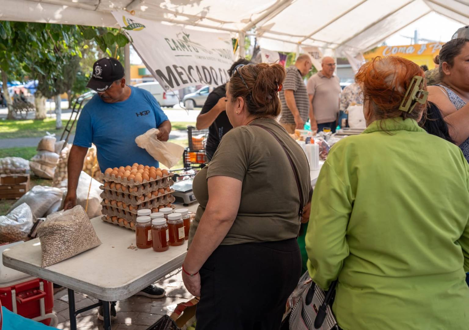 Consolida Mercado de Productores el consumo local en Delicias