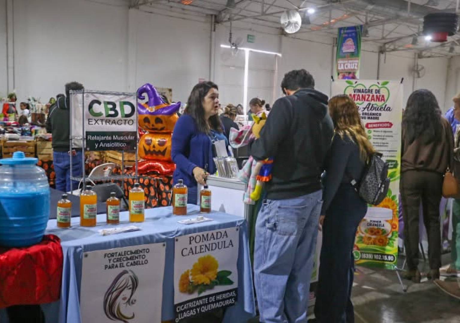 Más de 80 productores participan en el Festival de la Cosecha en Delicias; ofrecen gastronomía, cultura y entretenimiento familiar